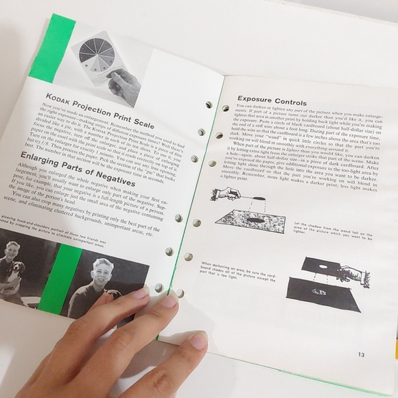 Vintage photography dark room Kodak manual & farm gates log book - Picture 8 of 9